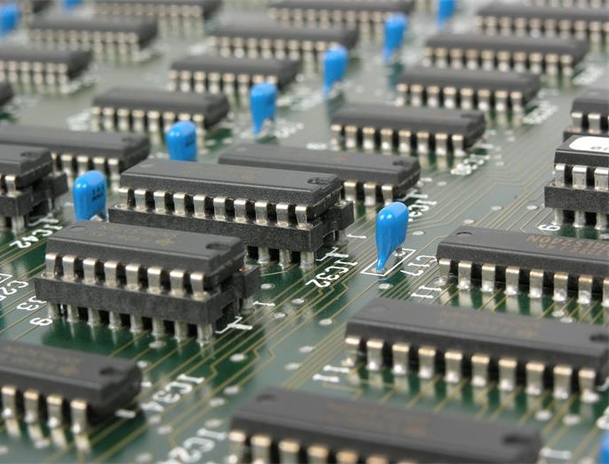 插拔式端子臺簡介|插拔式端子作用、間距、接線步驟及常見問題解析